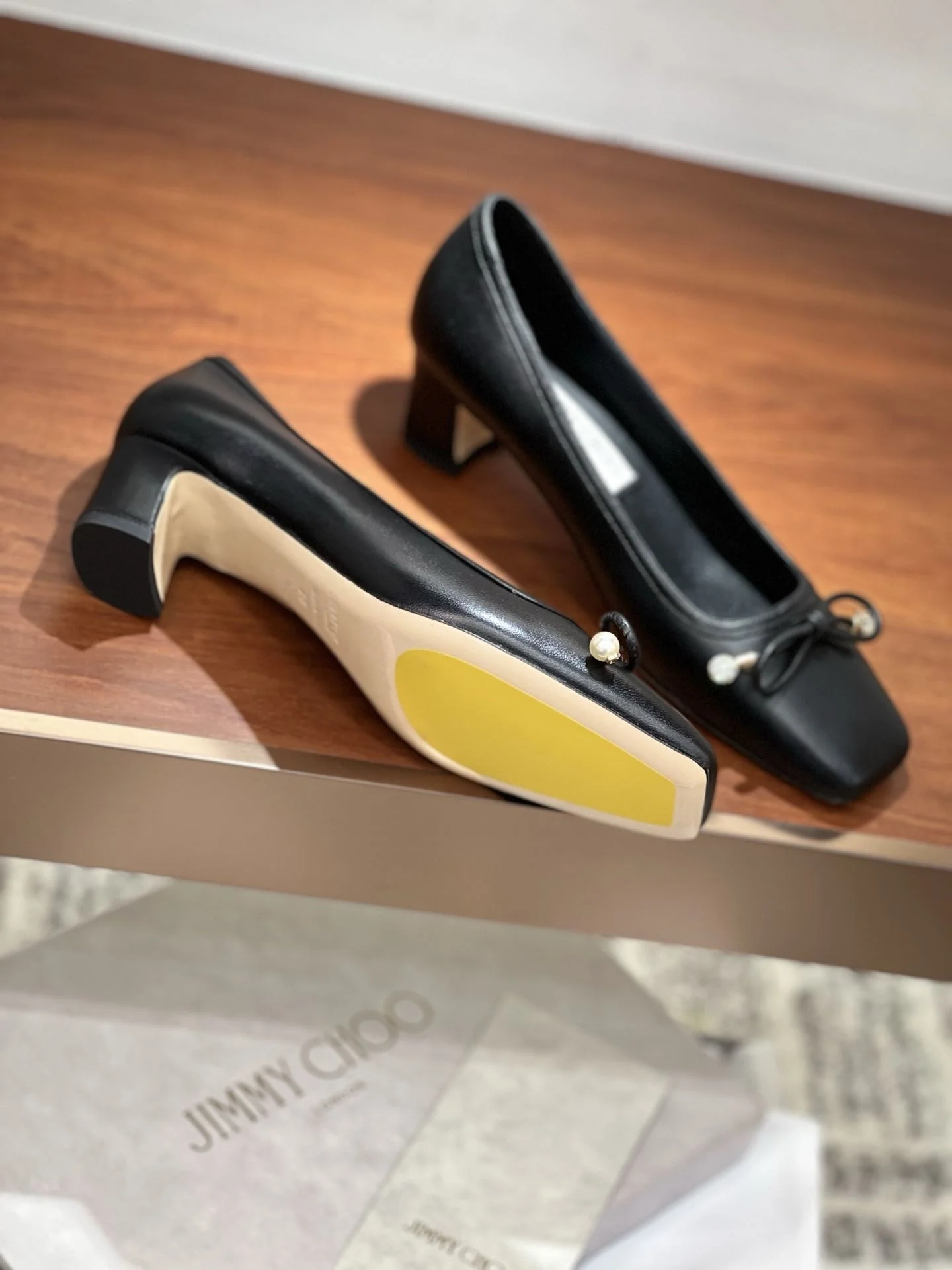 TimelessDesign Jimmy Choo Shoes 7898