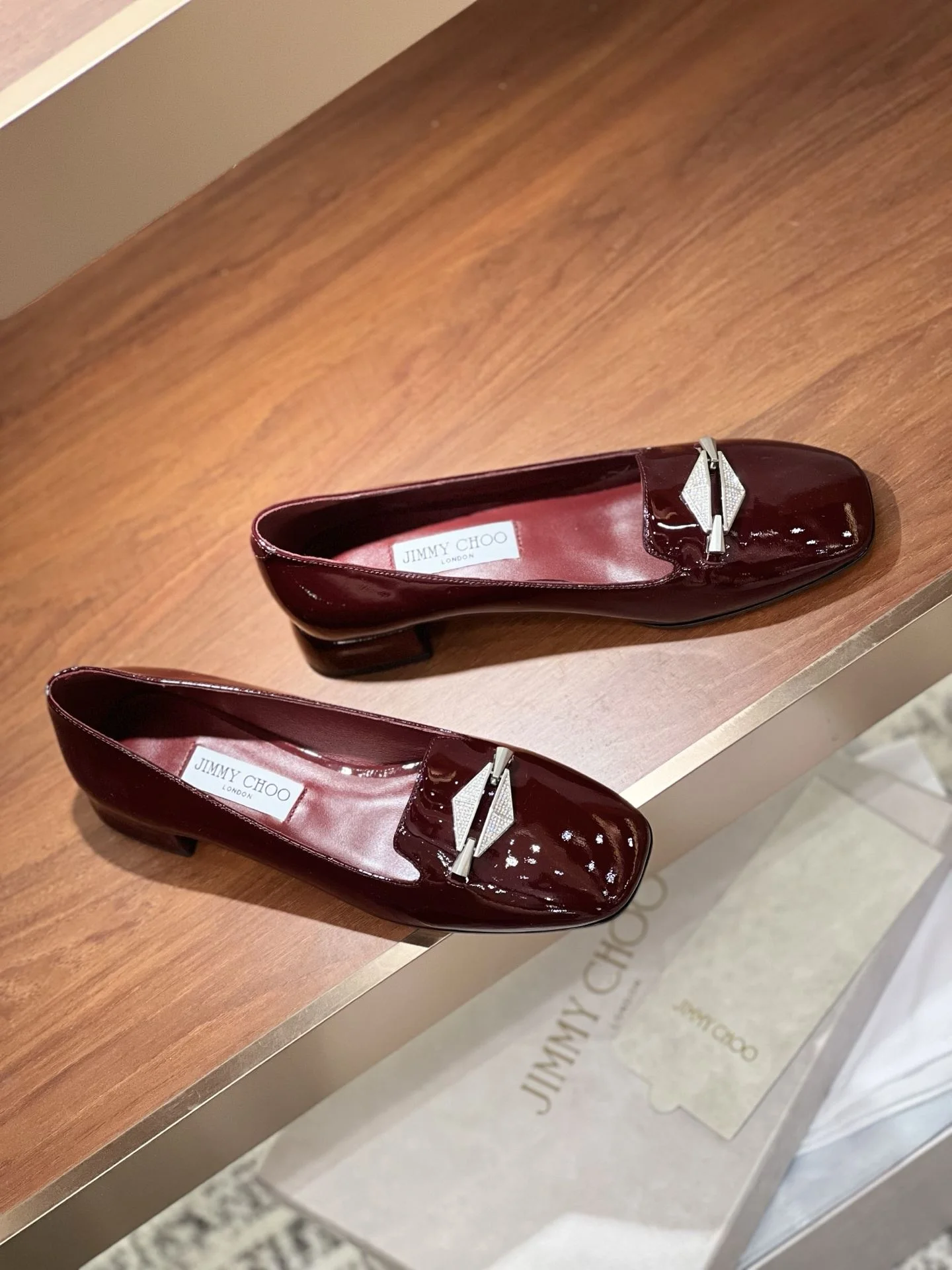Youthful Jimmy Choo Shoes 7891