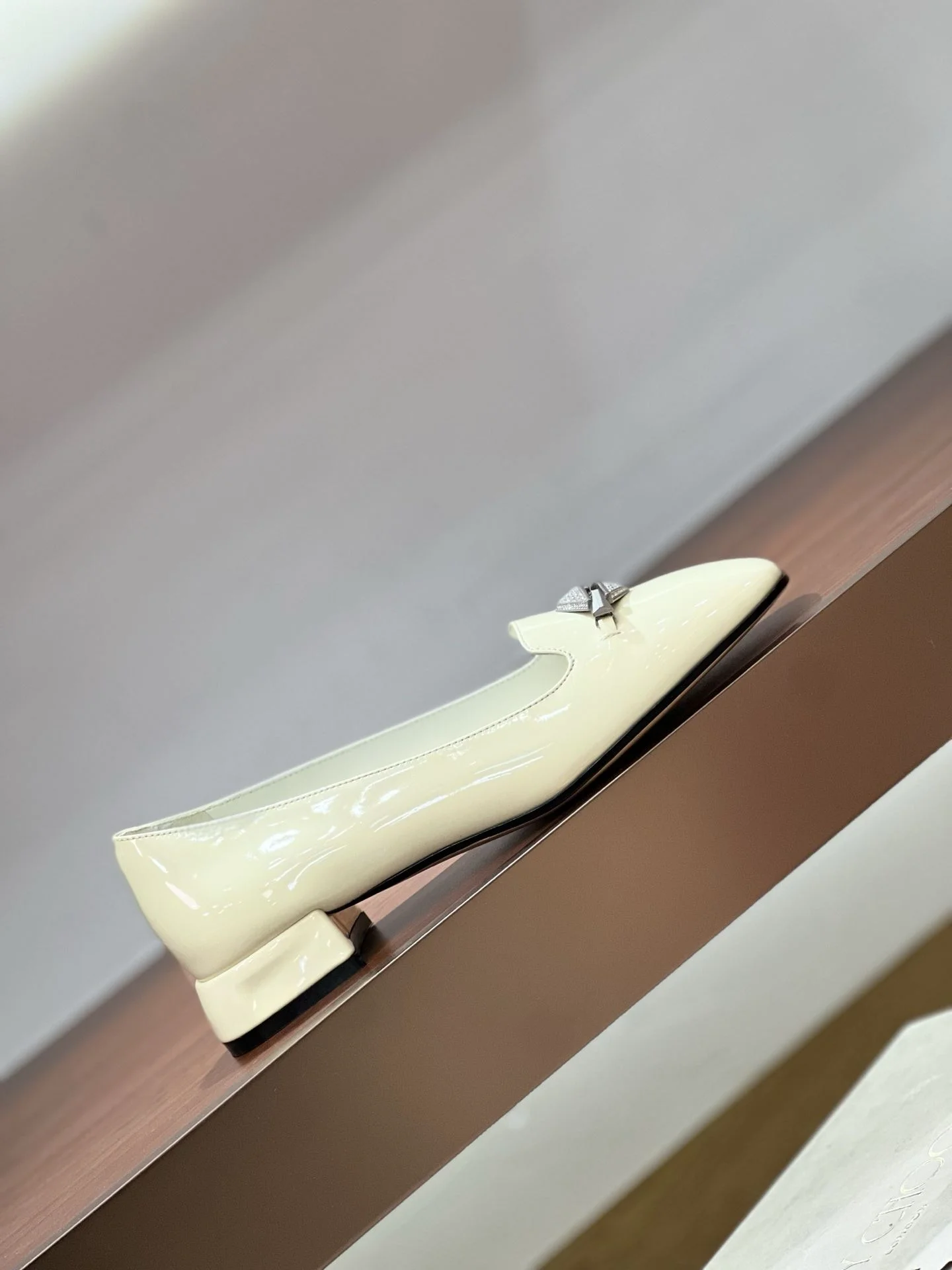 Jimmy Choo Shoes ModernLook 7896