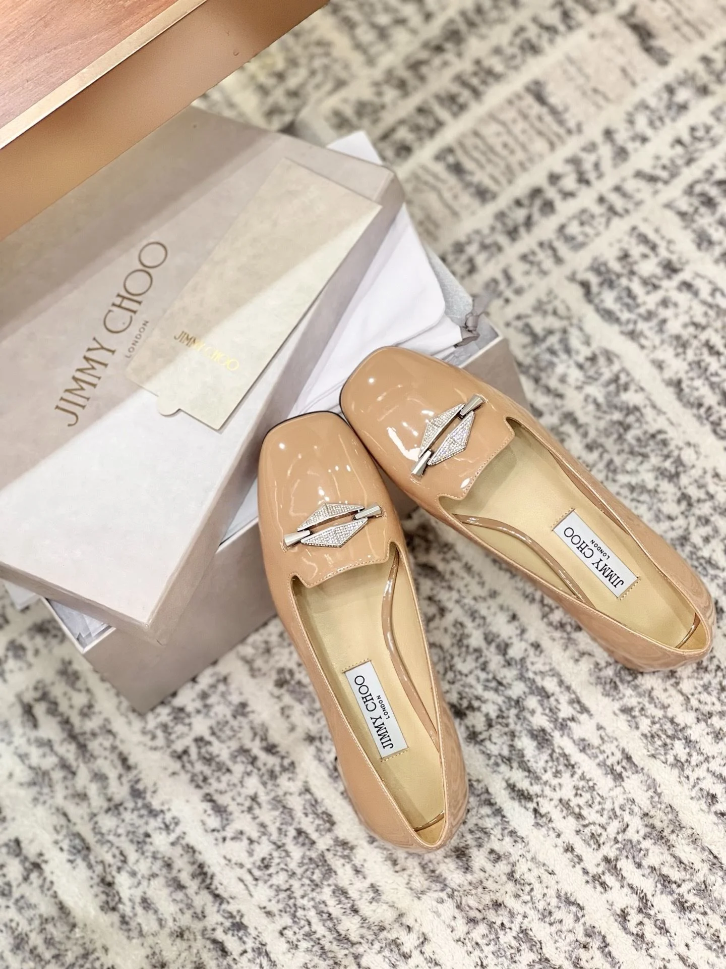 Jimmy Choo Shoes Minimalist 7895