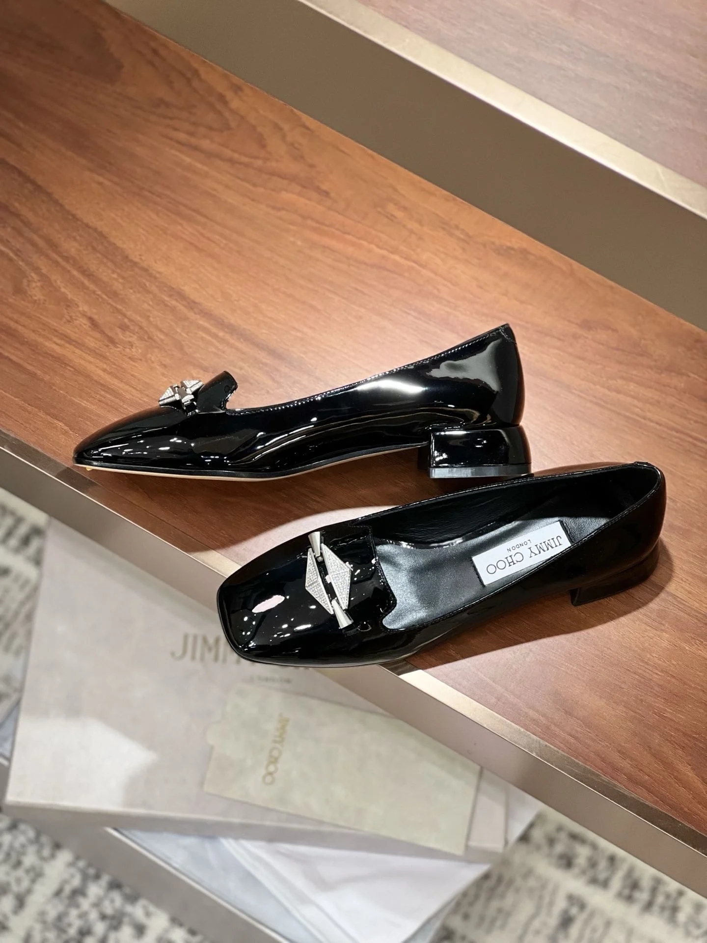 Jimmy Choo Shoes TechFriendly 7934