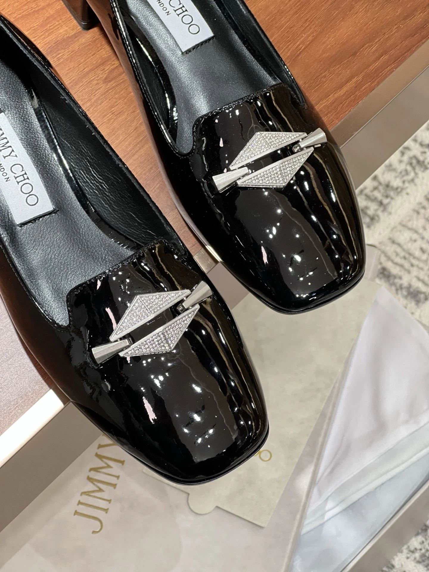 Jimmy Choo Shoes TechFriendly 7934