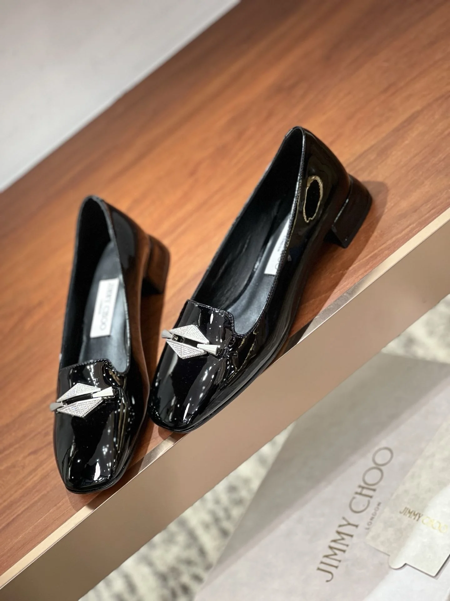 Jimmy Choo Shoes TechFriendly 7934