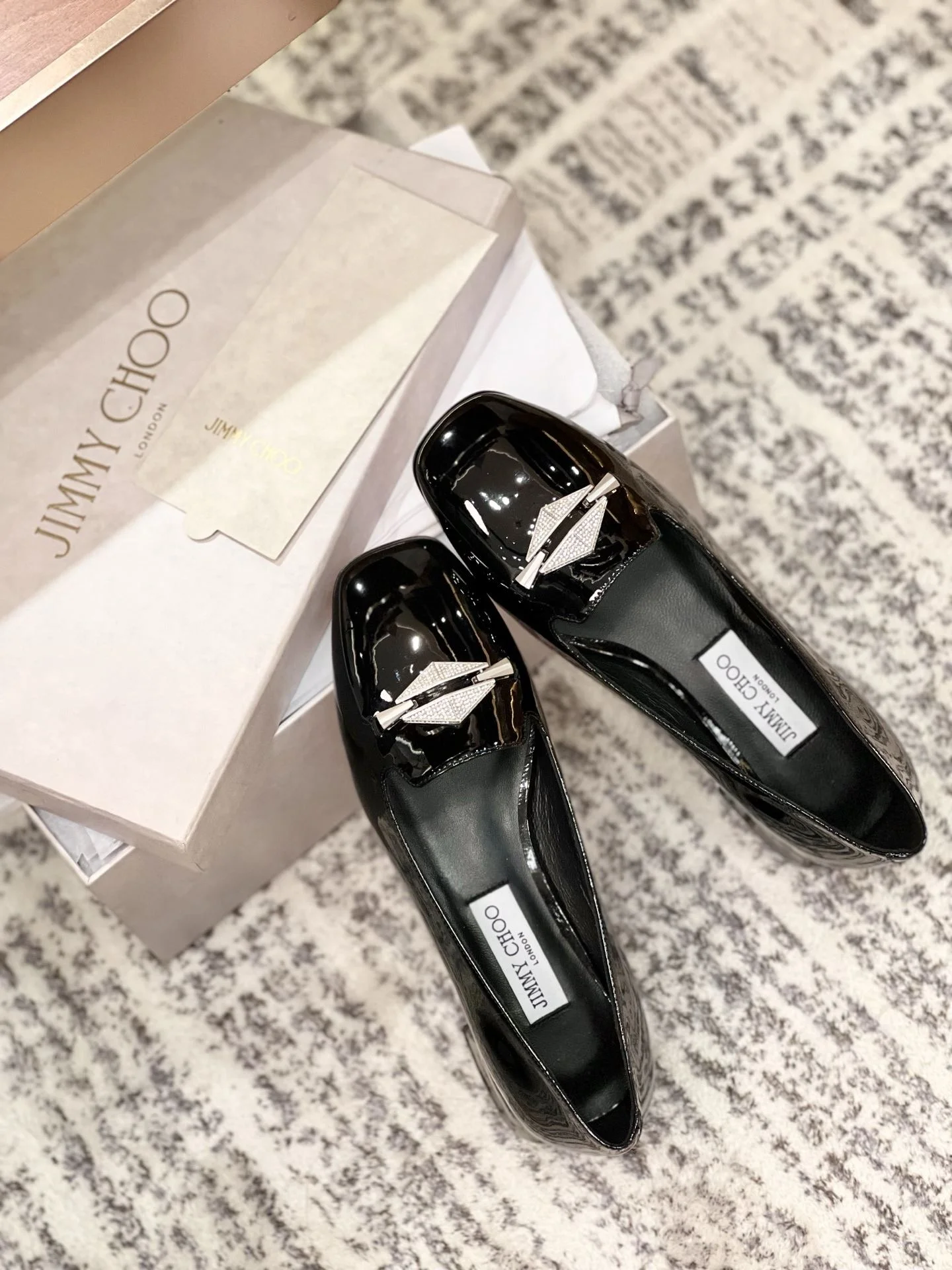 Jimmy Choo Shoes TechFriendly 7934