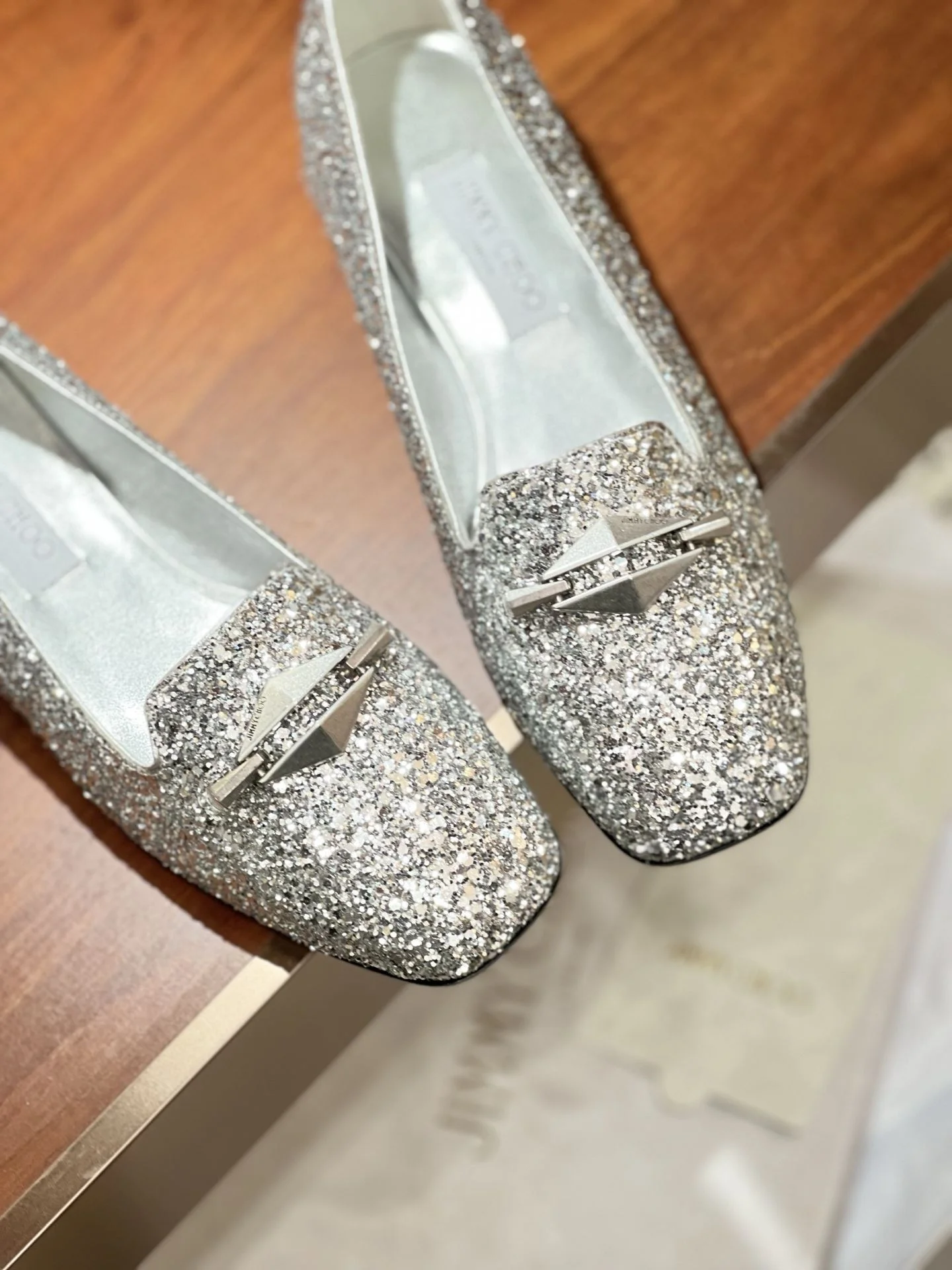 Durable Jimmy Choo Shoes 8026