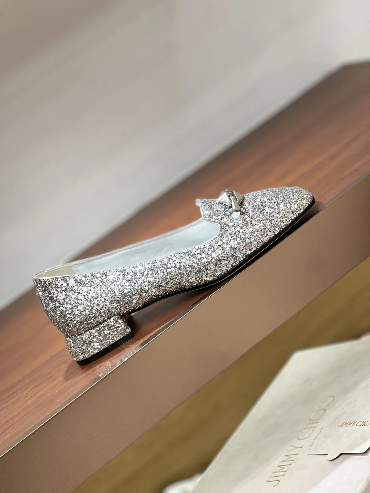 Durable Jimmy Choo Shoes 8026