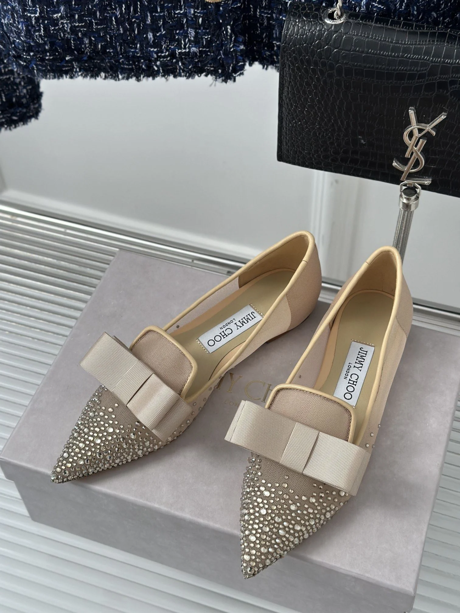 Snug Jimmy Choo Shoes 7878