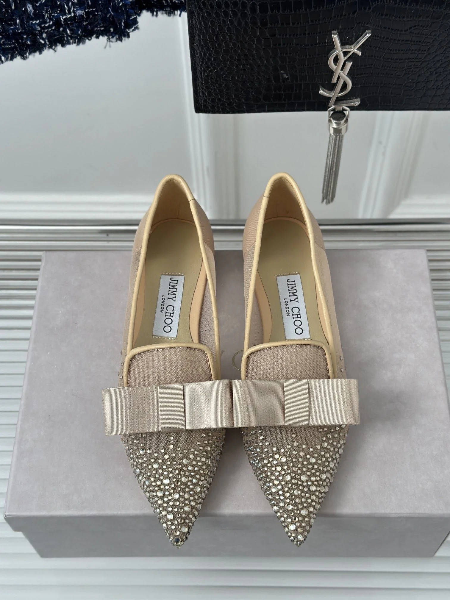 Snug Jimmy Choo Shoes 7878