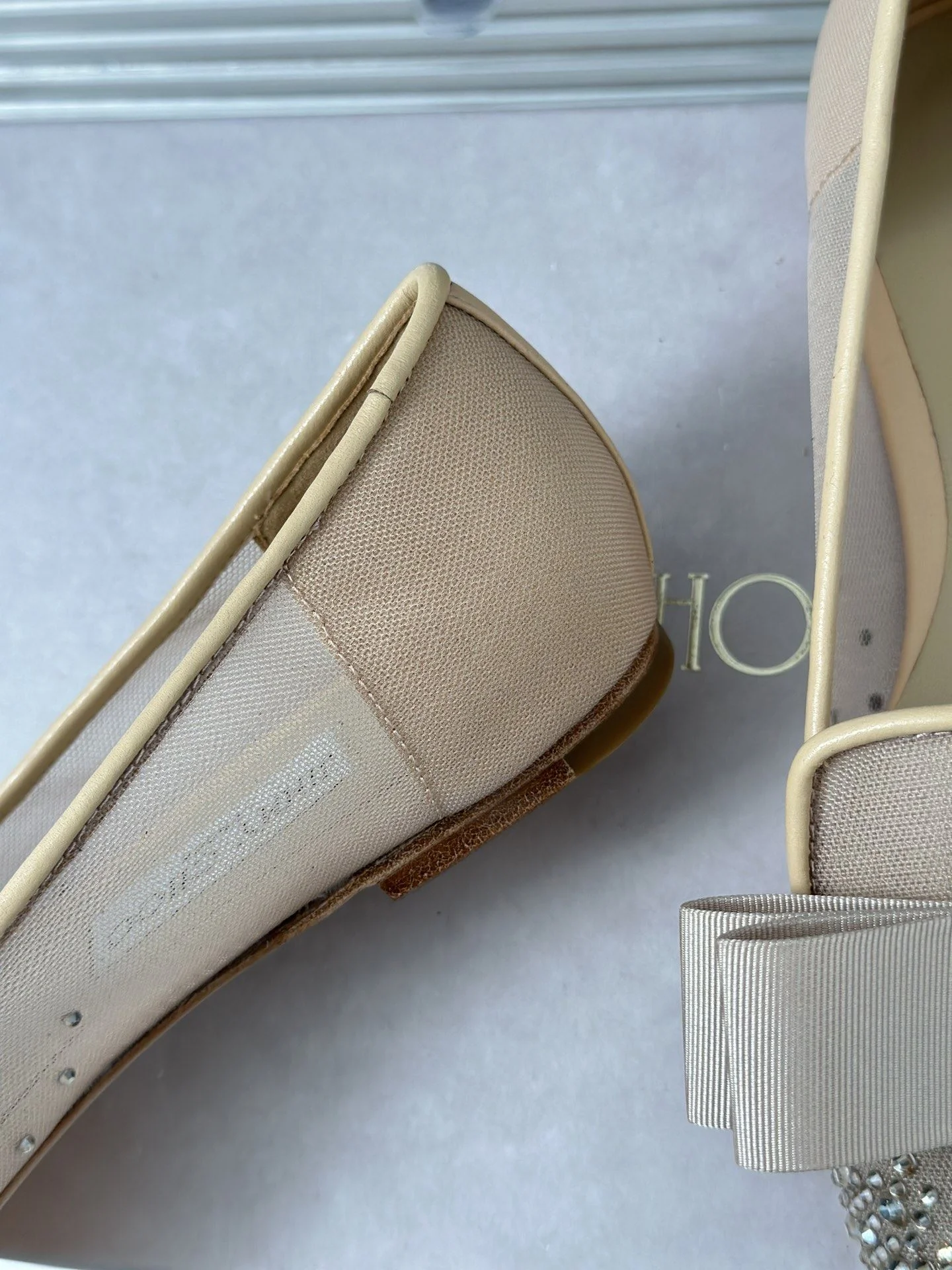 Snug Jimmy Choo Shoes 7878