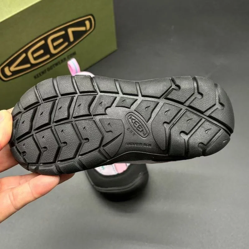 KEEN SHOES Versatile 29344