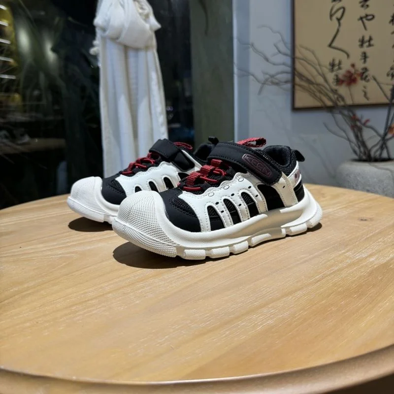 MoistureWicking KEEN SHOES 30063
