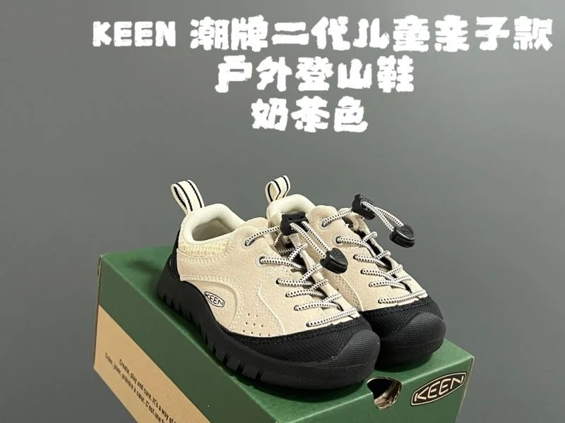 KEEN SHOES Versatile 28840