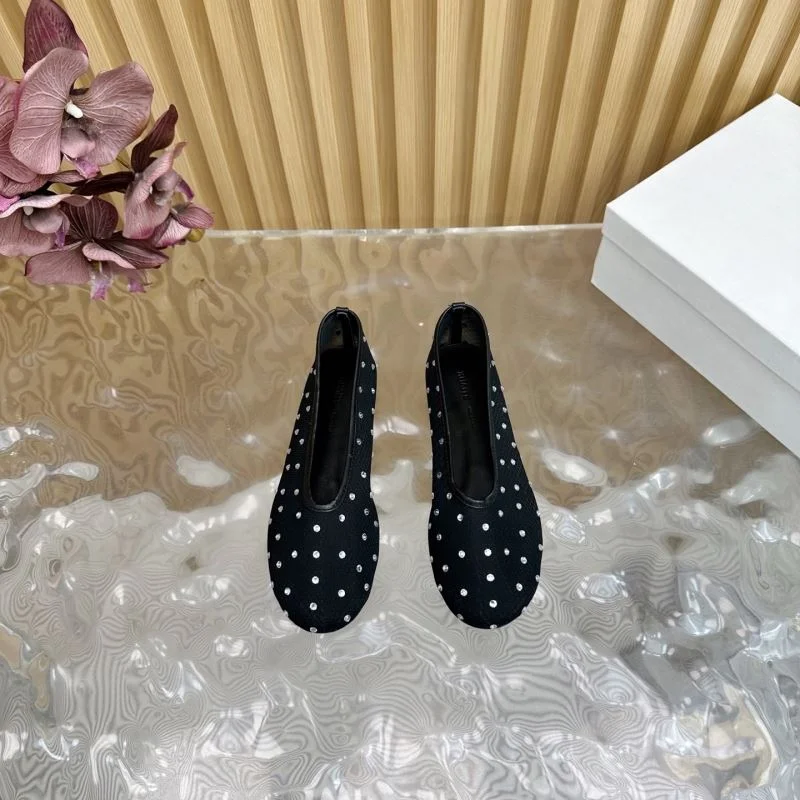 SoftTouch Khaite Shoes 9761