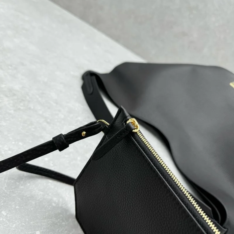 Khaite Shopping Bags Contemporary 55698