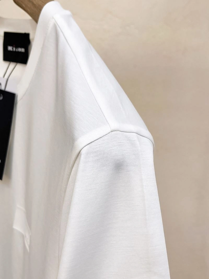 Kiton T-Shirts TimelessDesign 162765