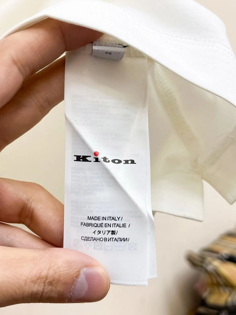 Kiton T-Shirts Durable 161724