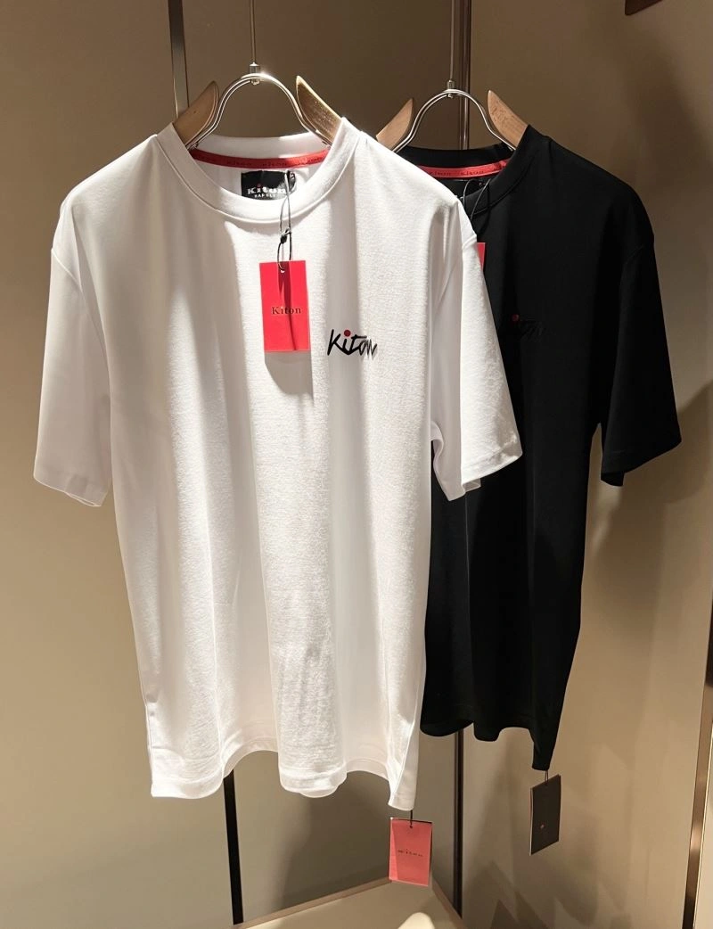 Kiton T-Shirts FreshLook 161677