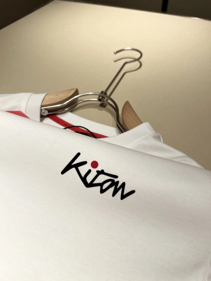Kiton T-Shirts FreshLook 161677