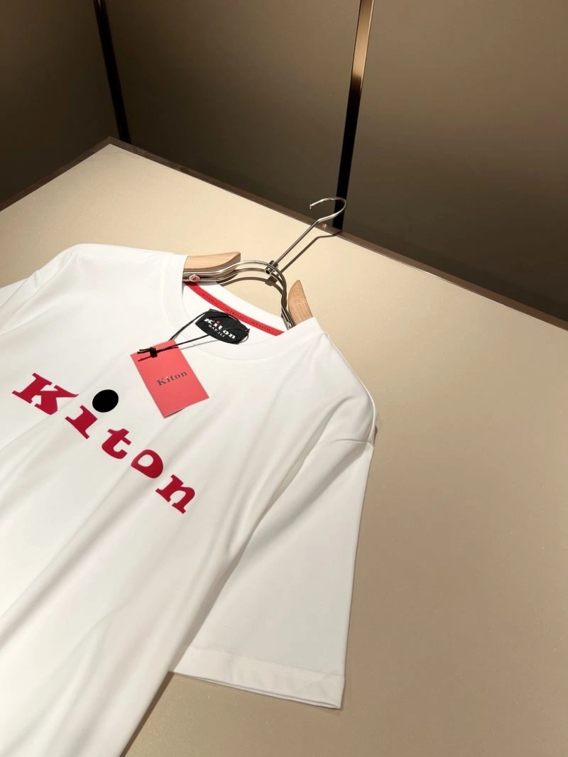 Kiton T-Shirts AllSeason 161675
