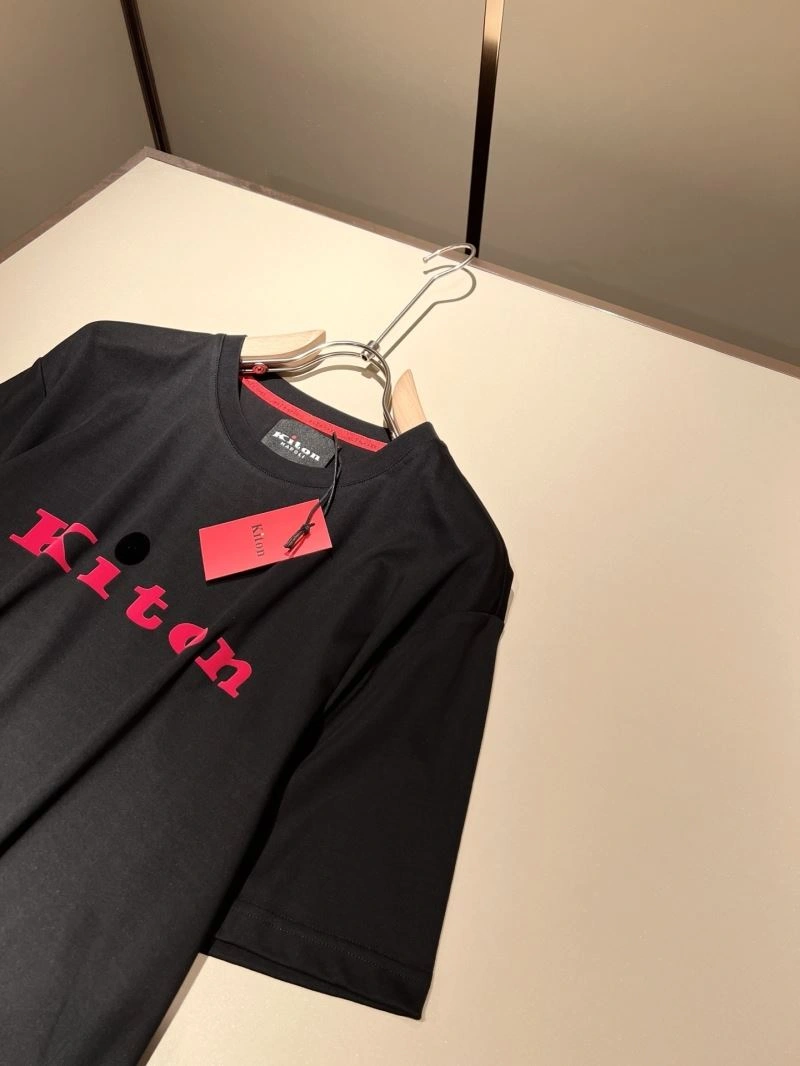 Kiton T-Shirts UrbanStyle 161713
