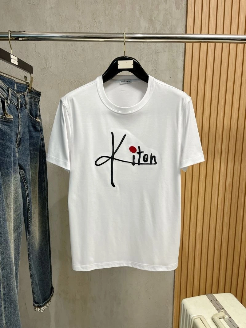 Kiton T-Shirts SmoothTexture 161658