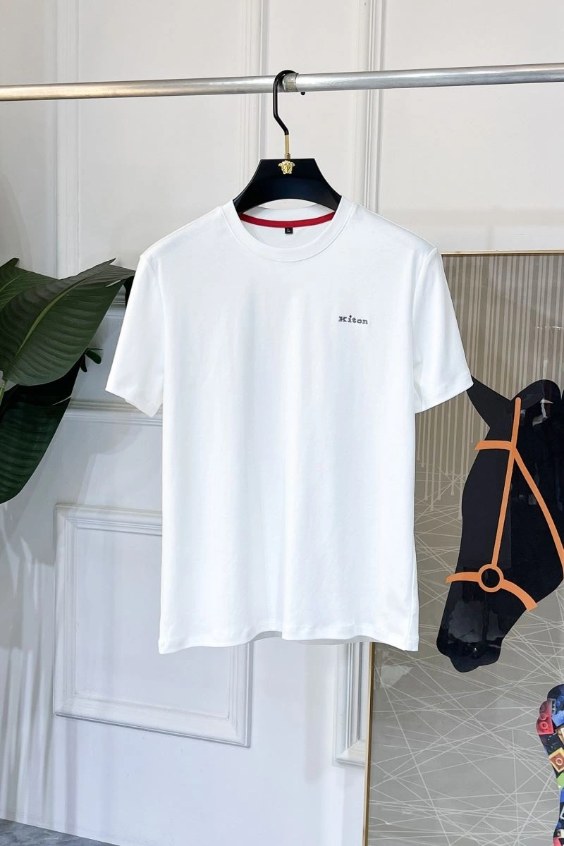 Kiton T-Shirts Sporty 159428