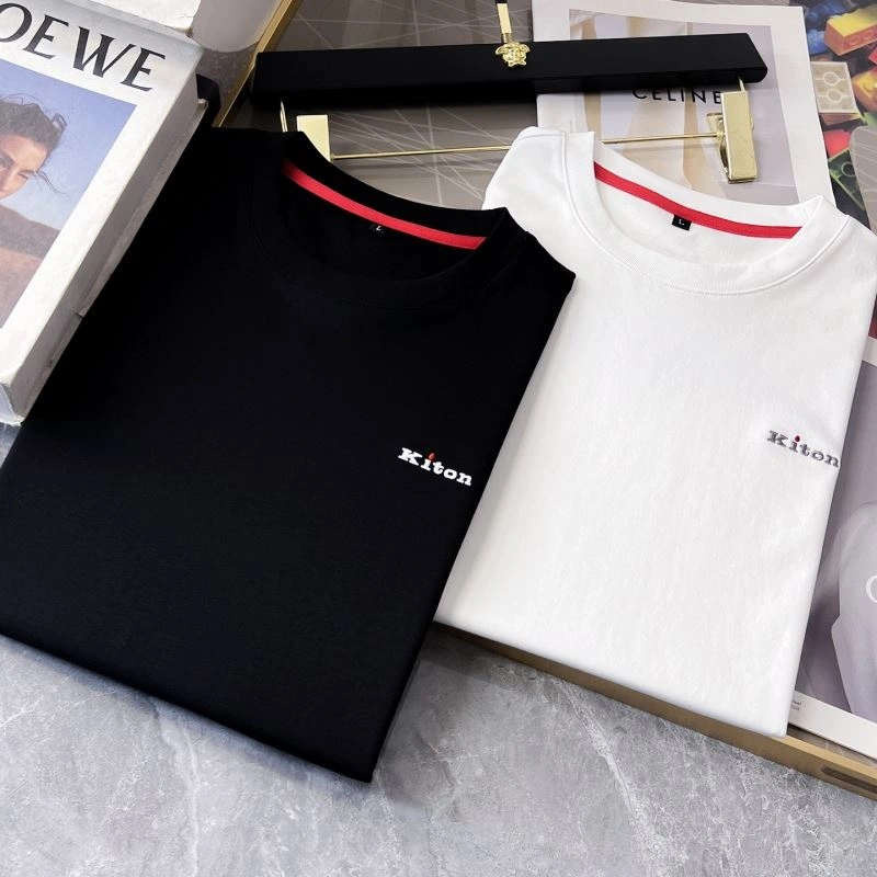 Kiton T-Shirts Sporty 159428