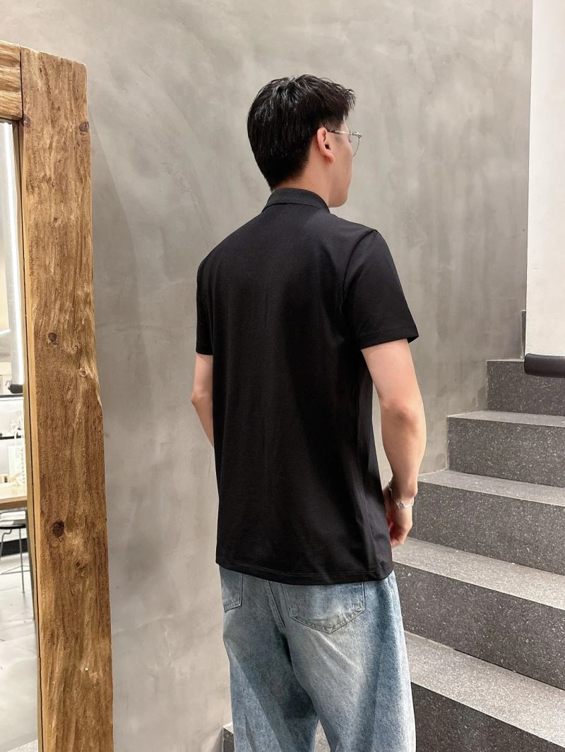 Kiton T-Shirts Chic 158450