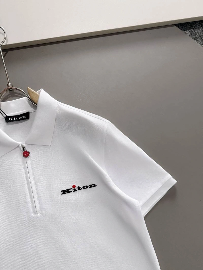 Kiton T-Shirts Practical 158447