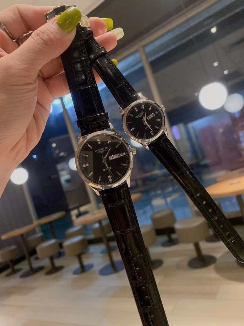 Contemporary LONGINES Watches 189451