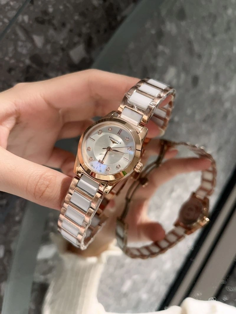 Vibrant LONGINES Watches 189444