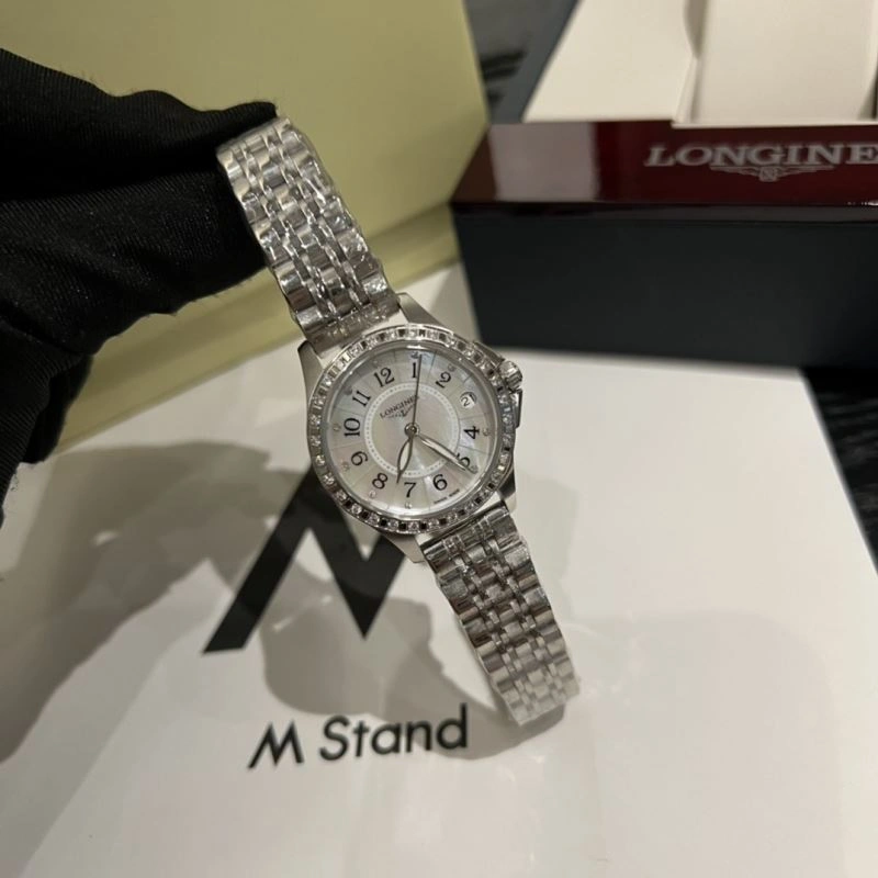 Sleek LONGINES Watches 189185