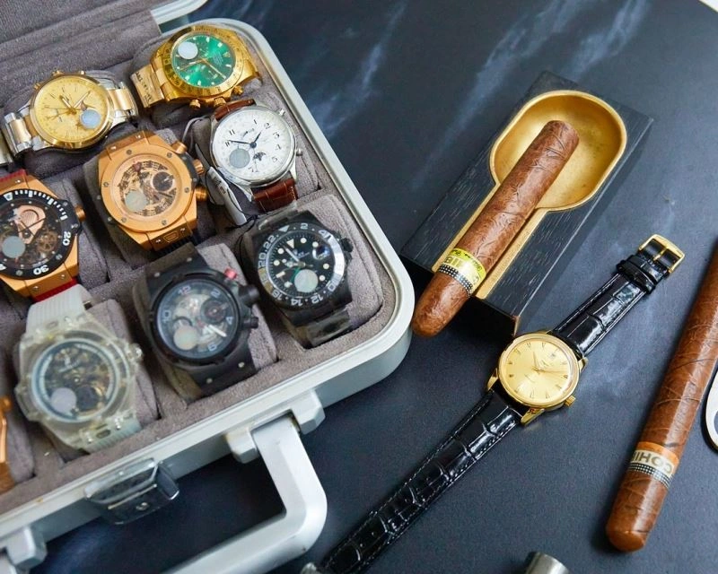 Sleek LONGINES Watches 189084