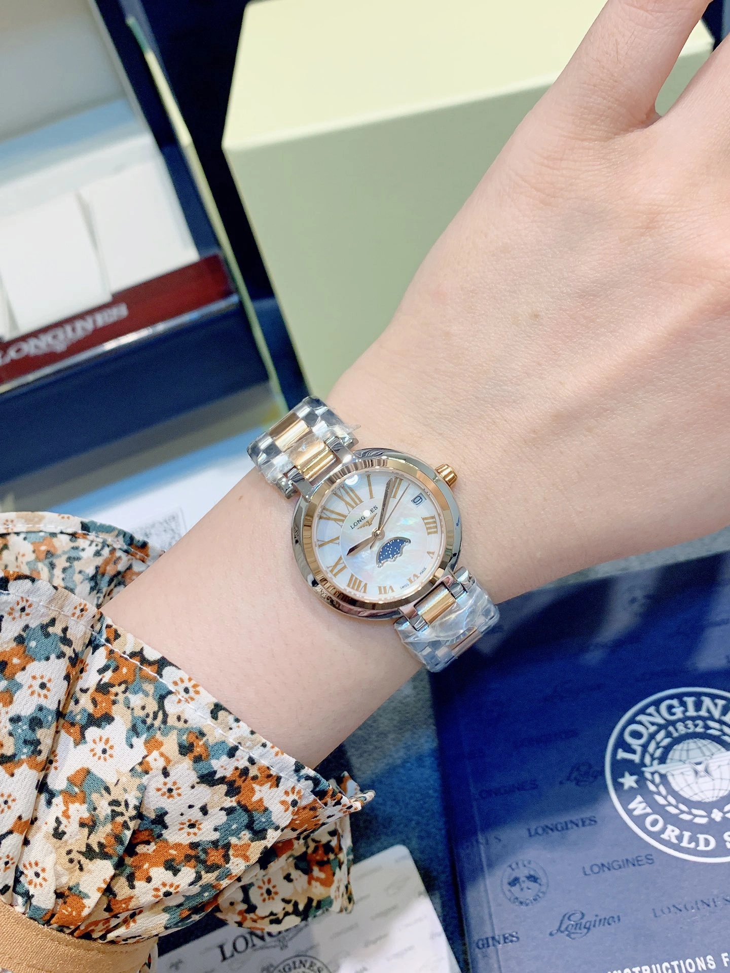 LONGINES Watches Bold 186903