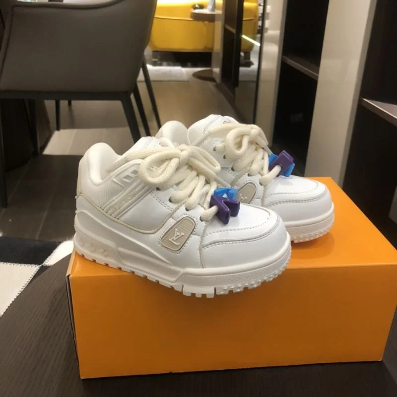 LOUIS VUITTON SHOES Affordable 29520