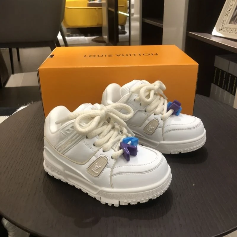 LOUIS VUITTON SHOES Affordable 29520