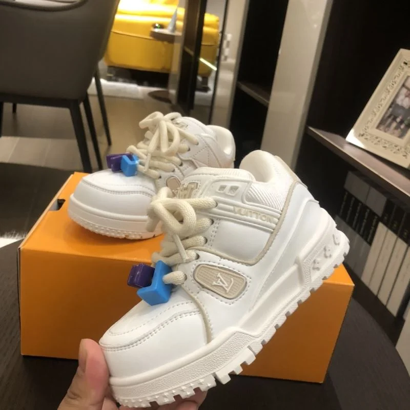 LOUIS VUITTON SHOES Affordable 29520