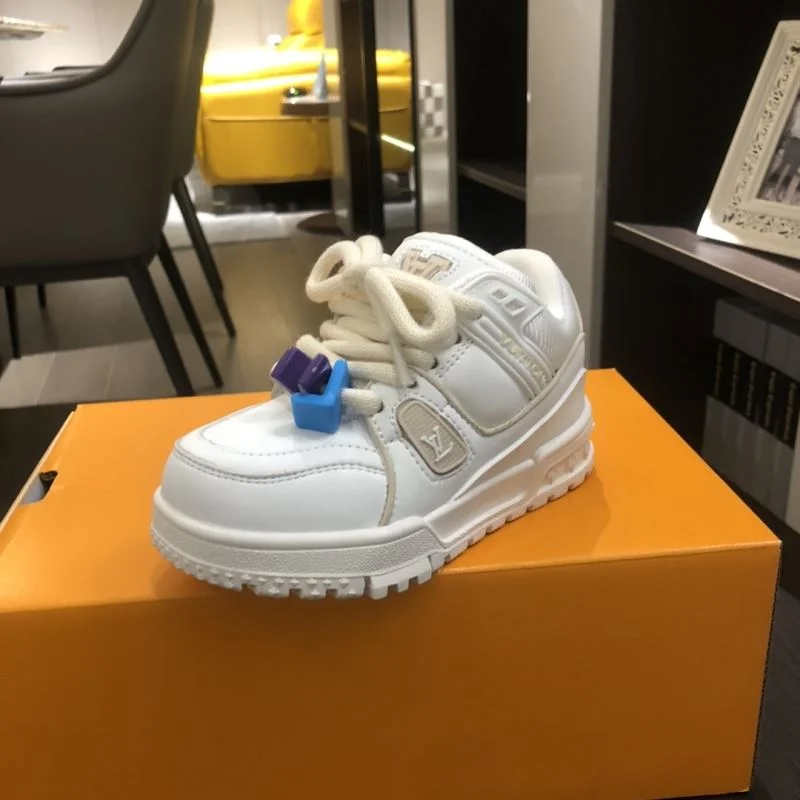 LOUIS VUITTON SHOES Affordable 29520