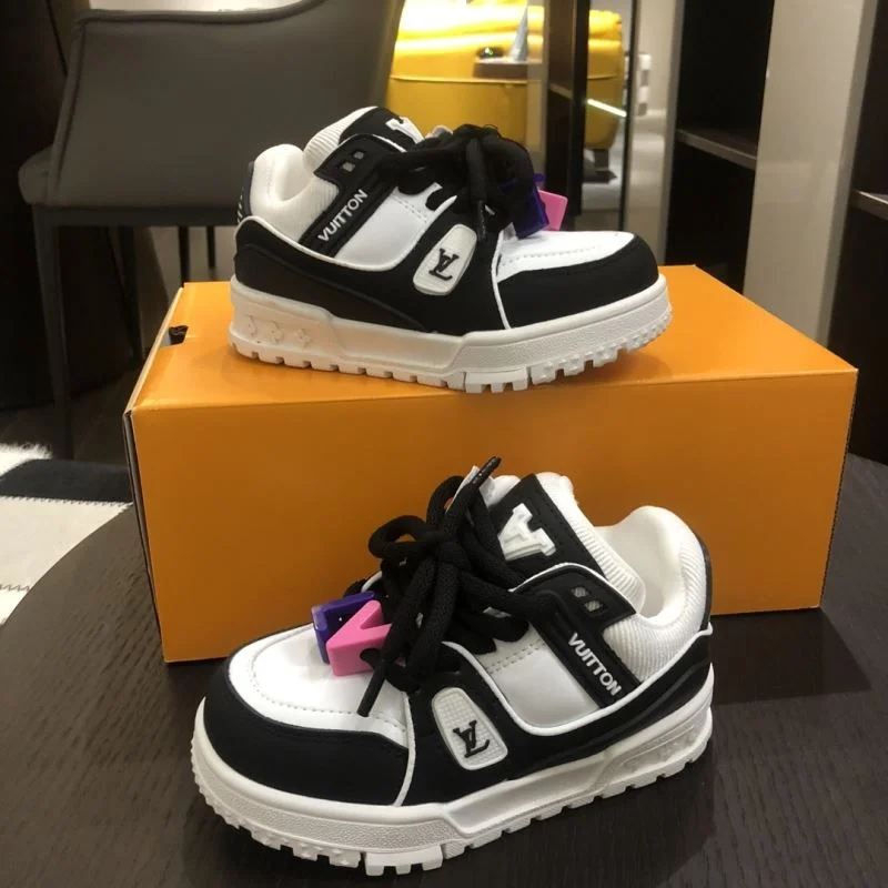 Timeless LOUIS VUITTON SHOES 29519