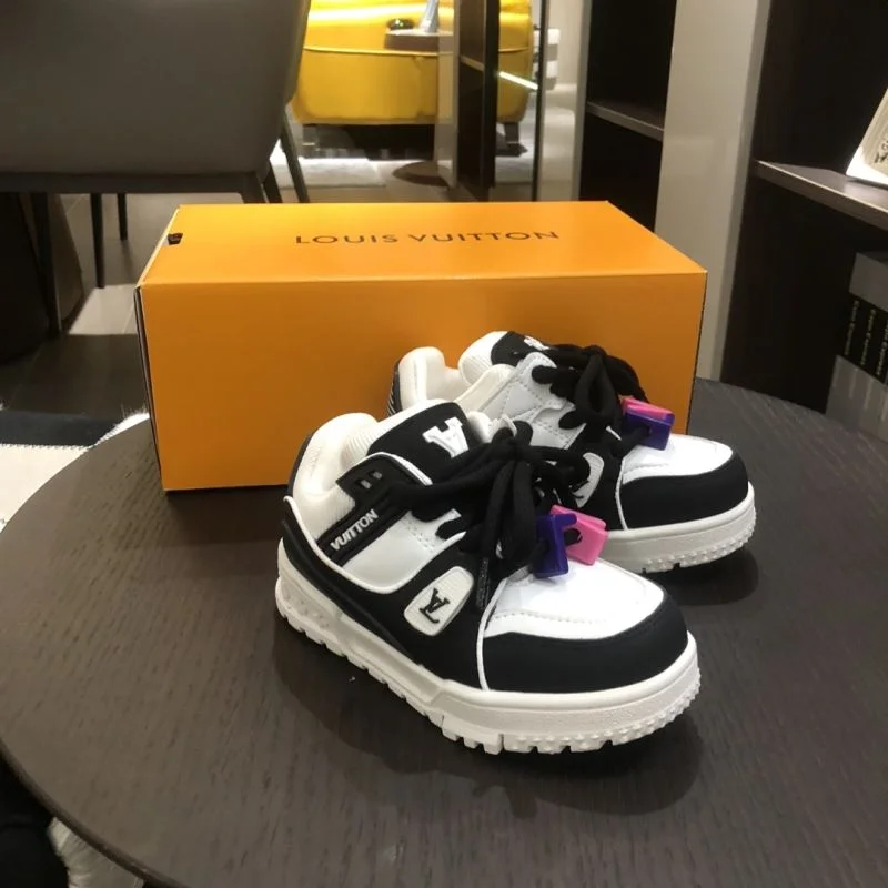 Timeless LOUIS VUITTON SHOES 29519