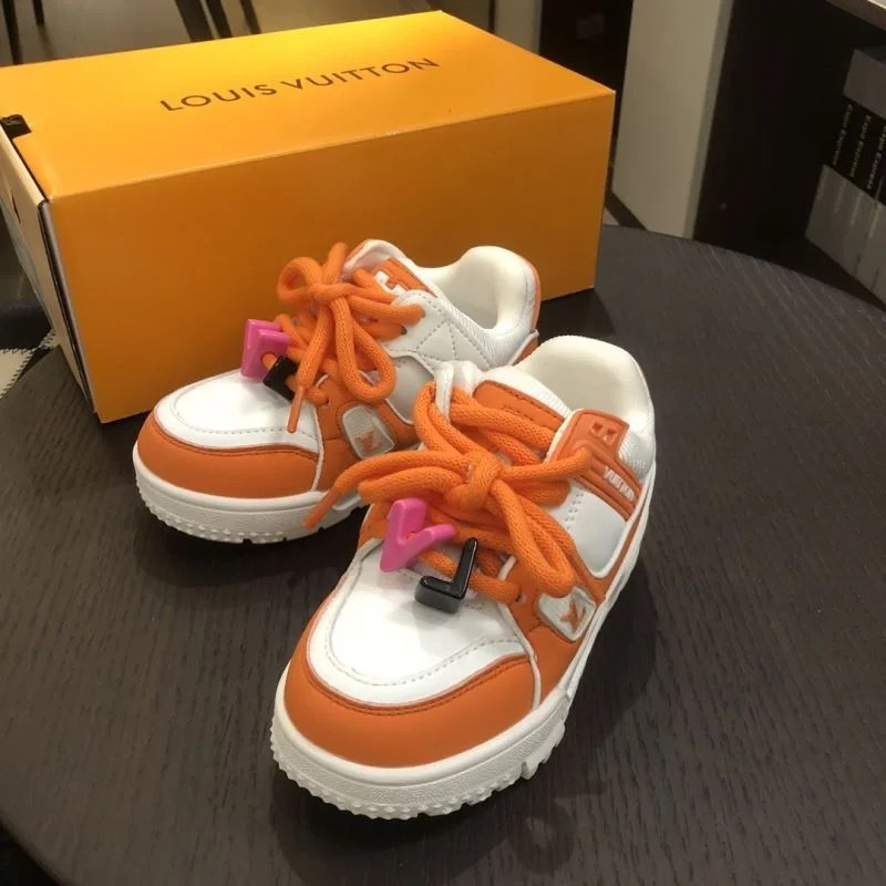 Durable LOUIS VUITTON SHOES 29521