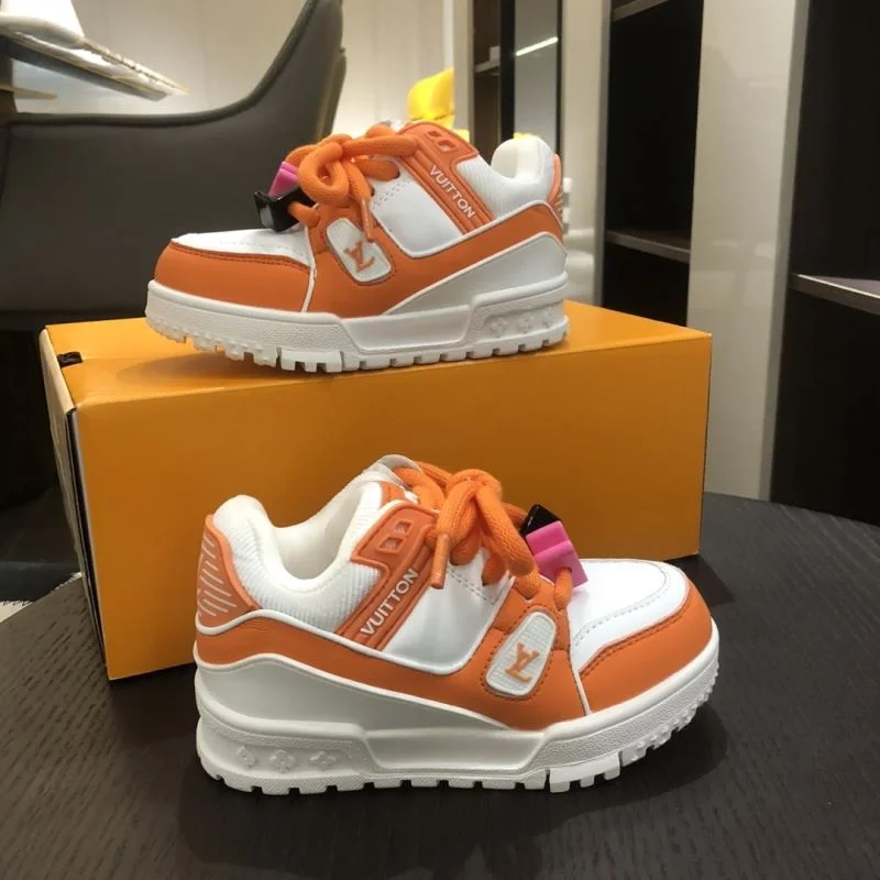 Durable LOUIS VUITTON SHOES 29521
