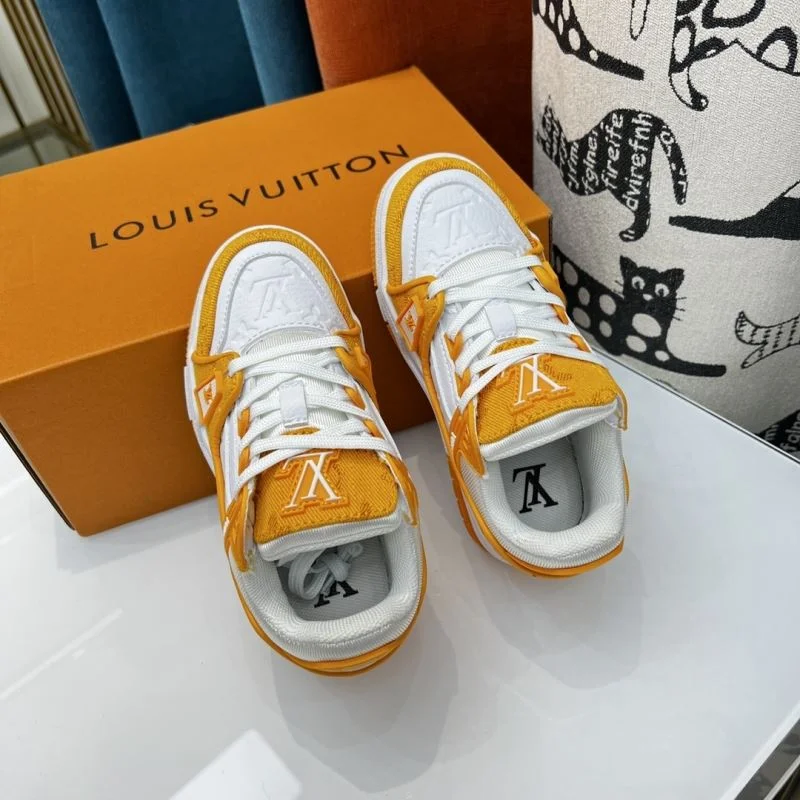 WaterResistant LOUIS VUITTON SHOES 29502