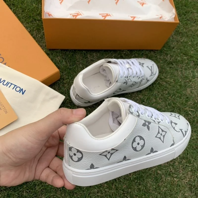 MultiPurpose LOUIS VUITTON SHOES 29507