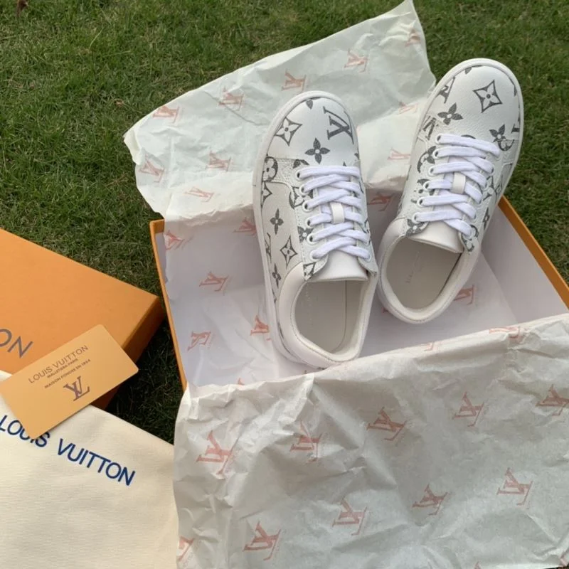 MultiPurpose LOUIS VUITTON SHOES 29507