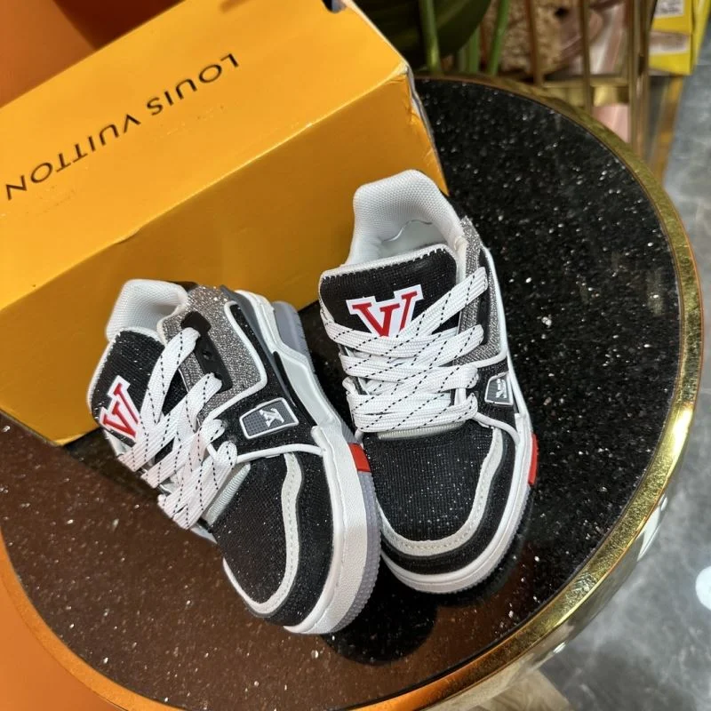 Cozy LOUIS VUITTON SHOES 29508