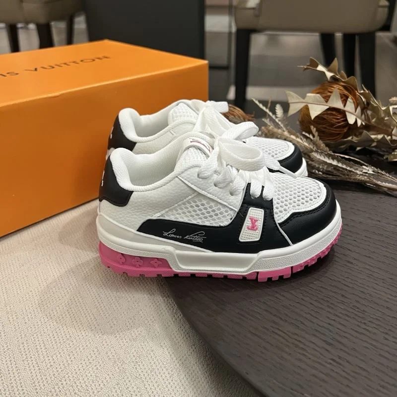 LOUIS VUITTON SHOES WaterResistant 29498