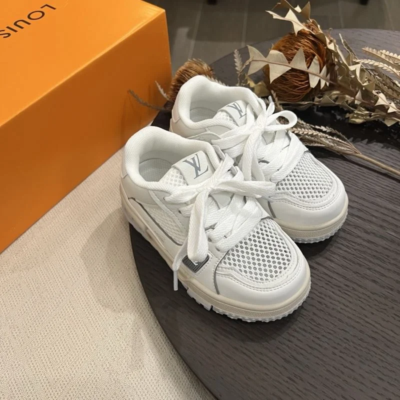 LOUIS VUITTON SHOES UrbanChic 29496