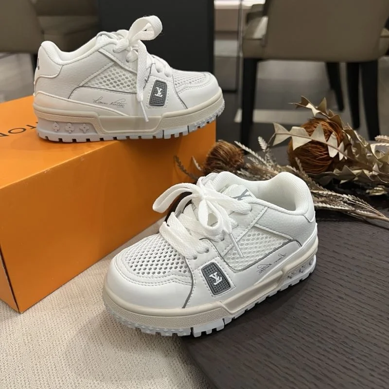 LOUIS VUITTON SHOES UrbanChic 29496