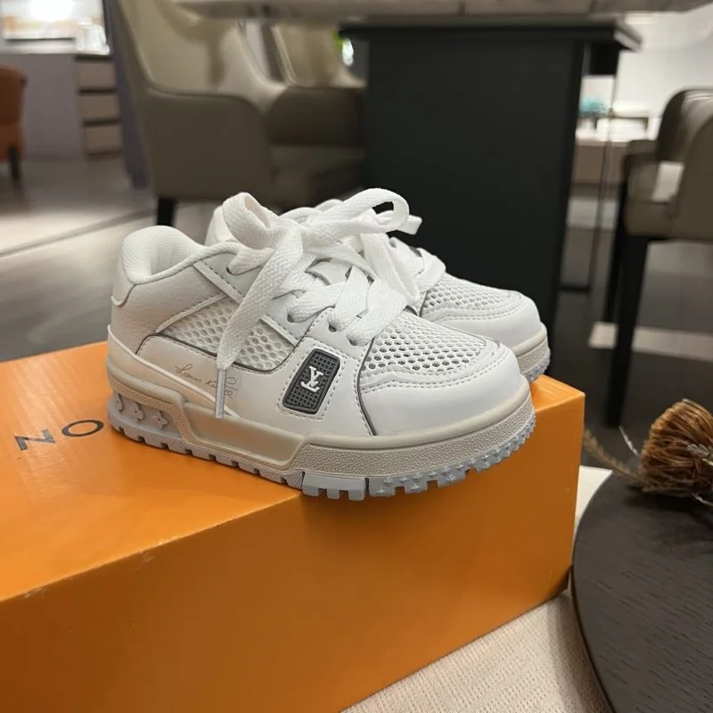 LOUIS VUITTON SHOES UrbanChic 29496